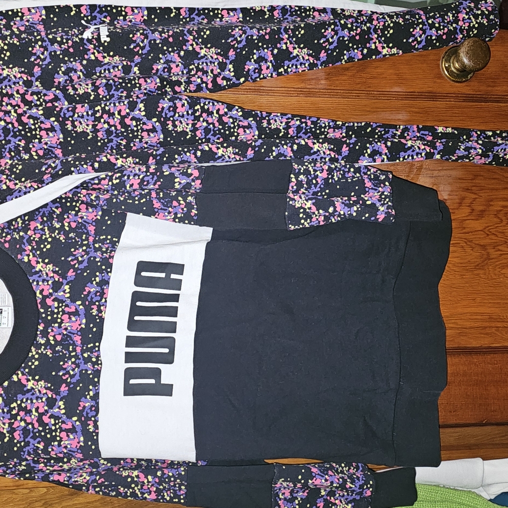 Puma Black and Pink Women's Sweatshirt